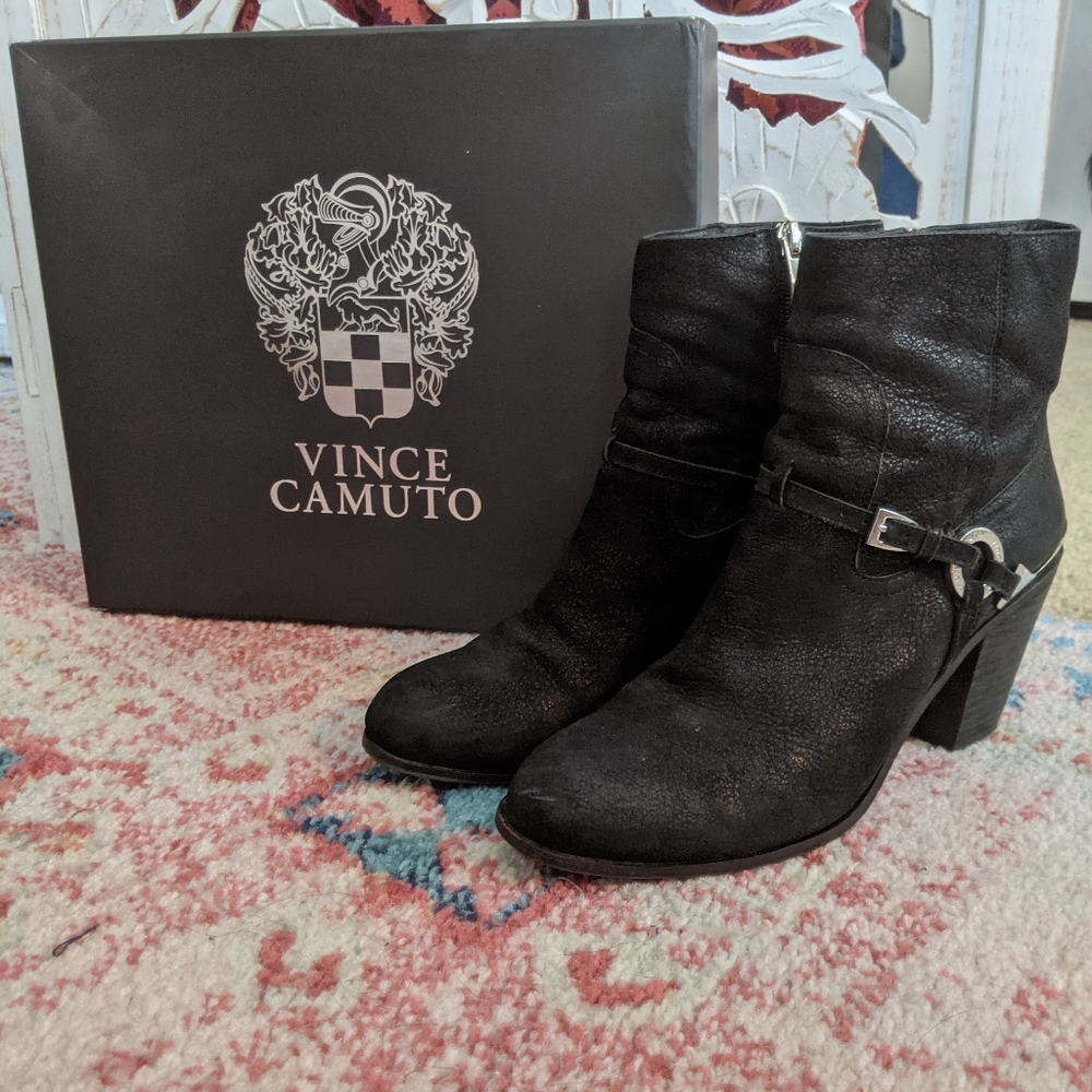 Vince Camuto Greggers Booties, black, 8